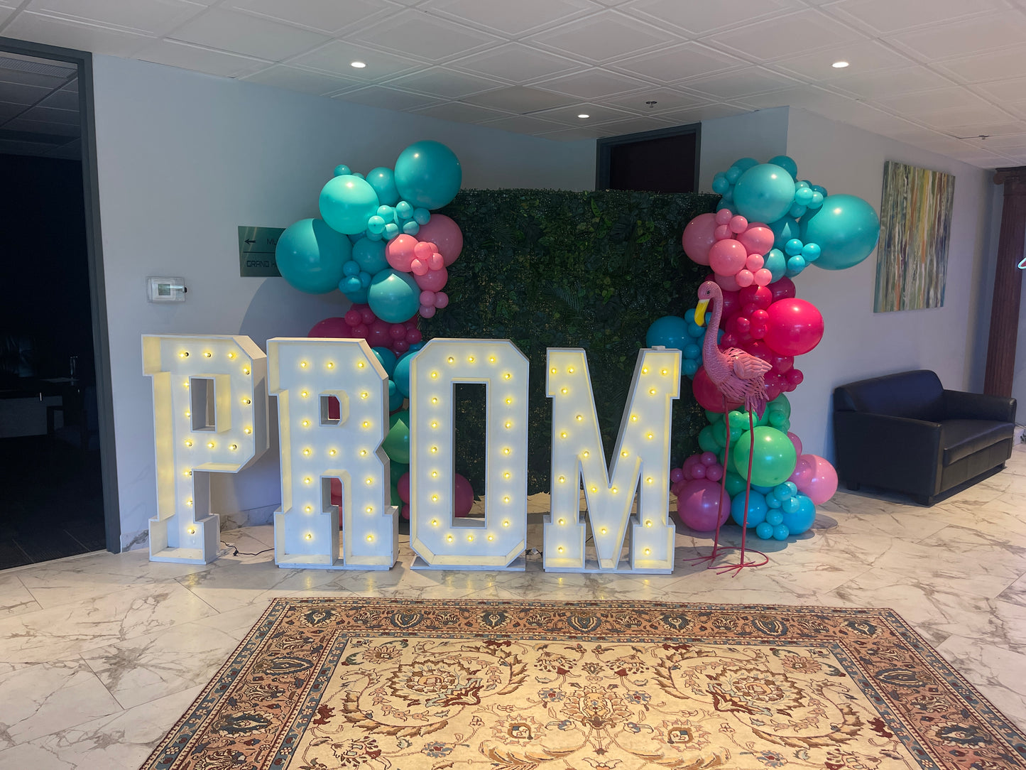 Marquee Light Up Letter - M (Rental)