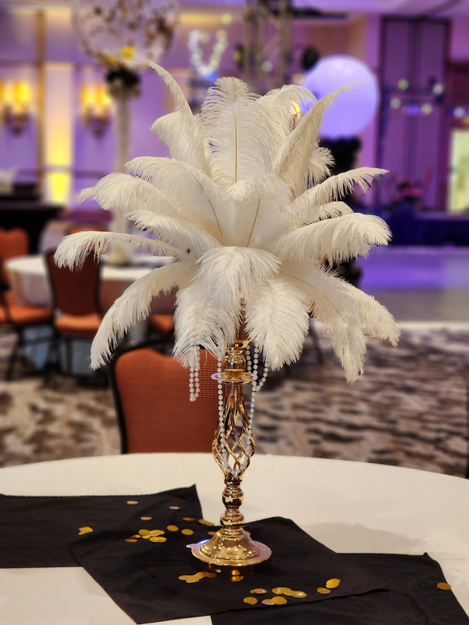 Great Gatsby Themed Party Centerpieces great-gatsby-themed-party-centerpieces