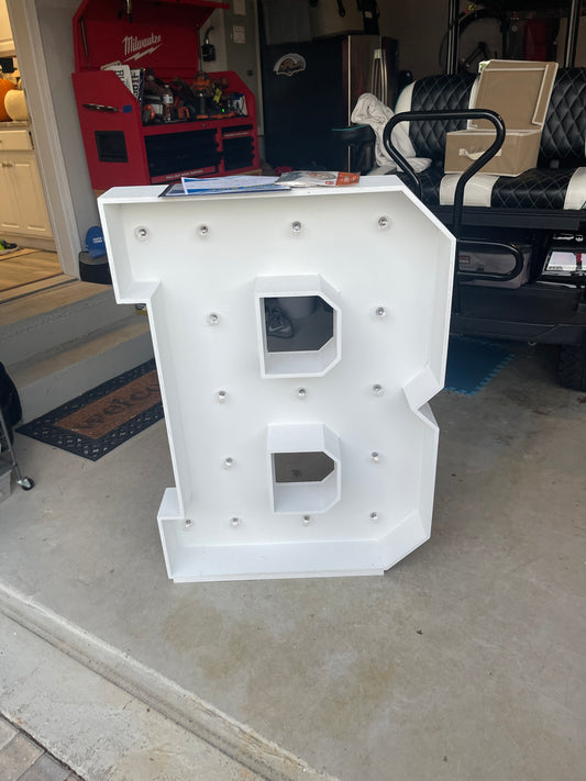 Marquee Light Up Letter - B (Rental)